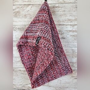 NWOT Sox in the City Reversible Knitted Bandana Cowl Scarf Red Black
